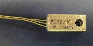 AC187K Transistor Germanium Ge-NPN 25V 2A 0,23W TO-X04 case