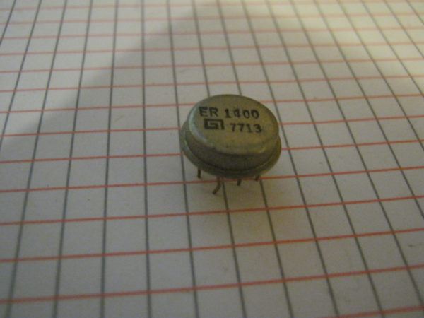 ER1400 Met.  IC/CI  8 Pin Circuito integrato – Integrated circuit