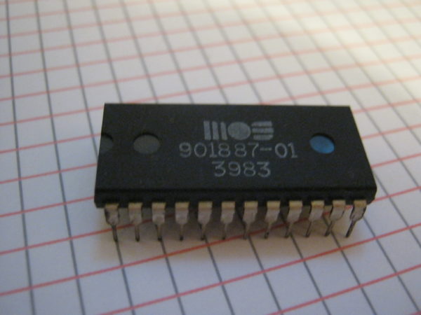 901887-01 per Commodore IC/CI DIP-24  Circuito integrato – Integrated circuit