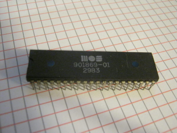 901869-01 per Commodore IC/CI DIP-40  Circuito integrato – Integrated circuit
