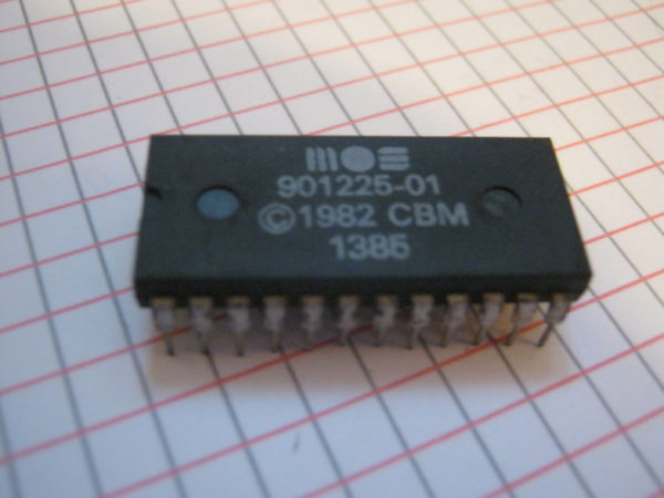 901225-01 per Commodore IC/CI DIP-24  Circuito integrato – Integrated circuit