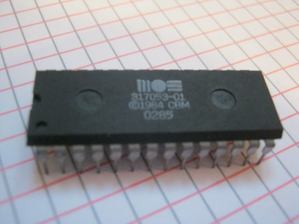317053-01 per Commodore IC/CI DIP-28  Circuito integrato – Integrated circuit