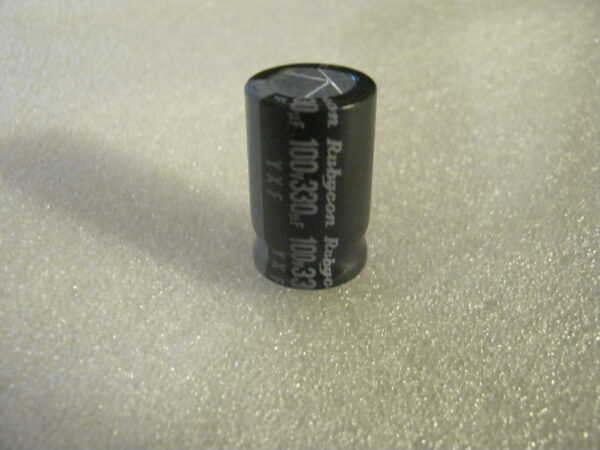 Condensatore Elettrolitico 330uF 100V Radiale