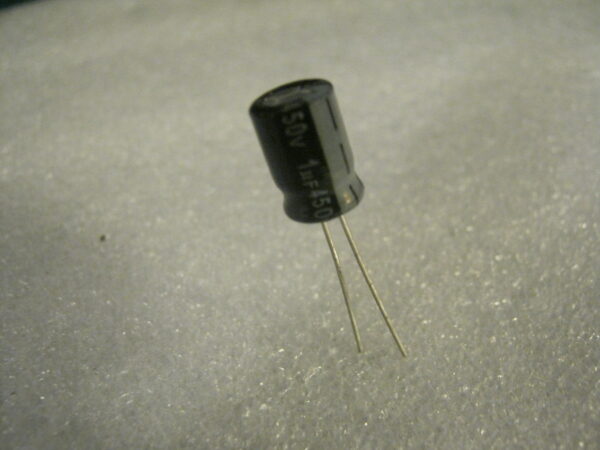 Condensatore Elettrolitico 1uF 350V Radiale