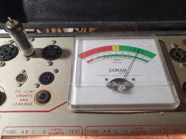 Valvola 9AQ5  Tetrode Tube ( Fivre ) NOS