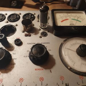 Valvola 12AJ8 Triodo-Heptodo ( Fivre )