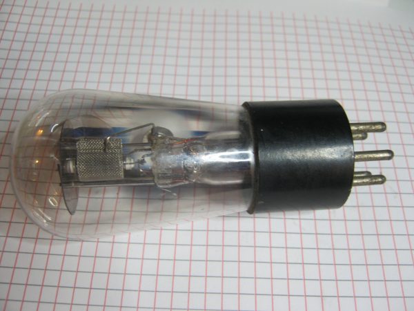 Valvola UY227 Triodo Tube ( RCA )