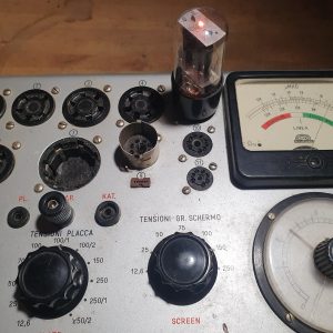 Valvola 6W4GT  Rettificatrice a Semionda Tube ( Fivre )