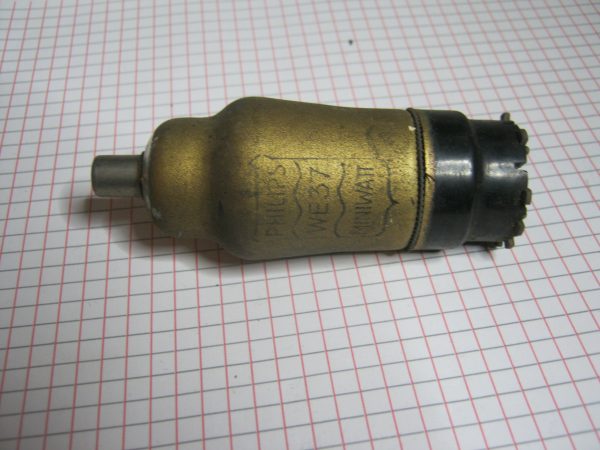 Valvola  WE37  Double Diode-Triode ( Philips )