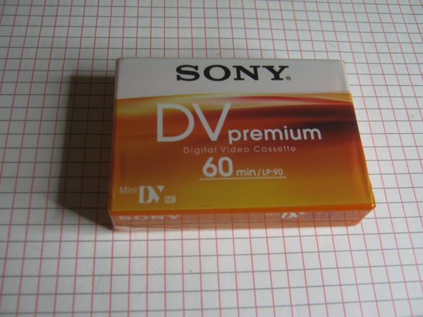.Video Cassetta Mini DV SONY DVM60PR4  60 Min / LP:90 ( per Videocamera )