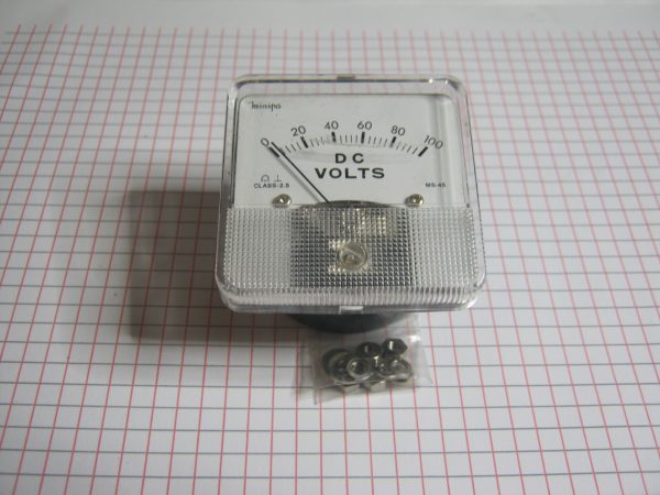 Voltmetro Analogico da Pannello 100V C.C. 52X52 Bobina Mobile Classe 2.5