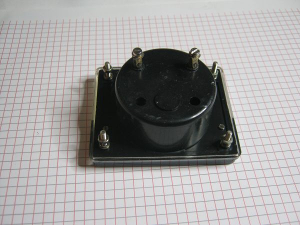 Amperometro Analogico da Pannello 10A C.C. 80X65 Bobina Mobile Classe 2.5