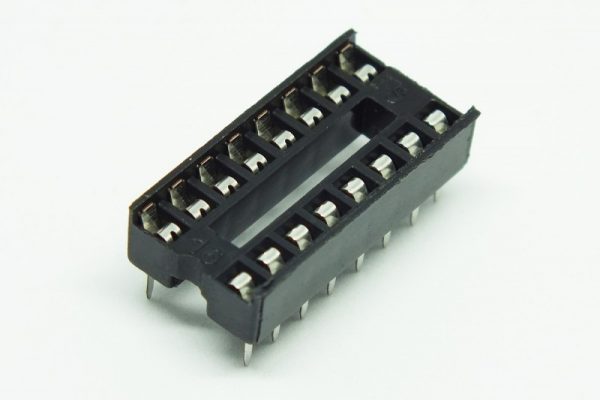 Zoccolo 16 pin per Circuiti Integrati passo 2,54