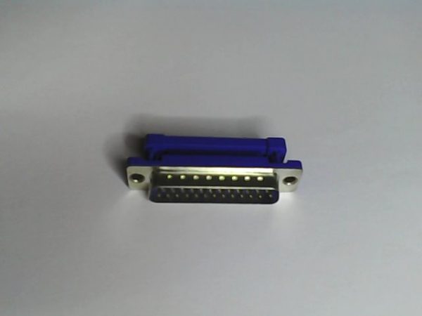 Connettore a Vaschetta D-SUB 25 pin Maschio a Perforazione di Isolante Flat Cable