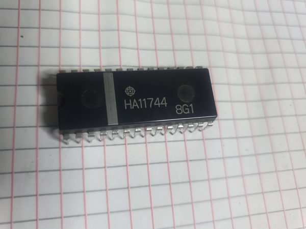 HA11744 INTEGRATO IC/CI DIP-28  Circuito integrato – Integrated circuit