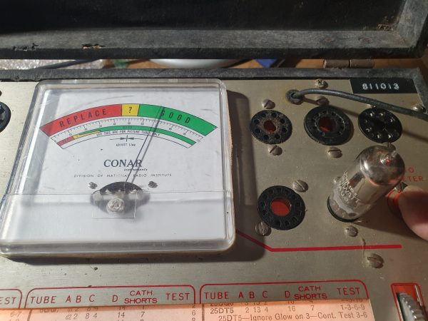 Valvola 6AU8 Triode-Pentode Tube Philips