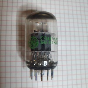 Valvola 11AR11 Doppio Triodo Pentodo  ( General Electric )