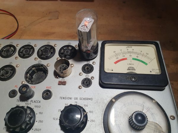Valvola 6AU4GTA  Diode Damper Tube ( Fivre)