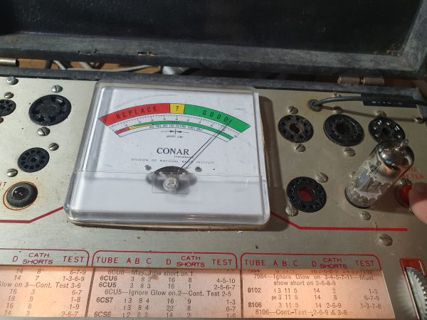 Valvola EABC80 Triple Diode – Triode Tube ( Telefunken ) NOS