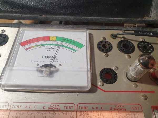 Valvola EF89 Pentodo ( Philips )