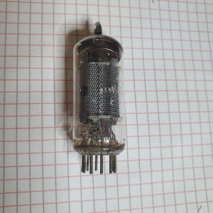 Valvola EF89 Pentodo ( Philips )