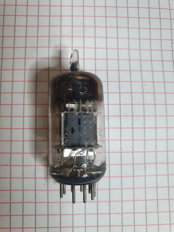 Valvola 5DH8 Triodo-Pentodo  ( General Electric )