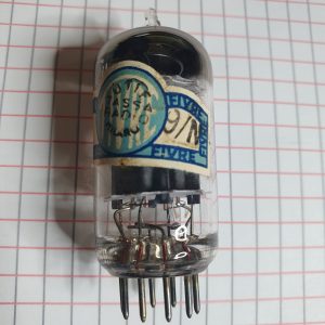 Valvola  12AX7 ECC83 Doppio Triodo  ( Fivre )