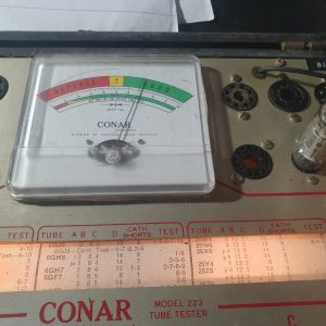 Valvola   ECH81 Triodo-Eptodo ( Tungsram )