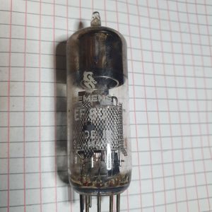 Valvola EF80  Pentodo  ( Siemens )