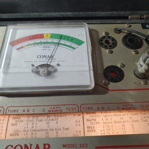 Valvola   ECH81 Triodo-Eptodo ( RFT )