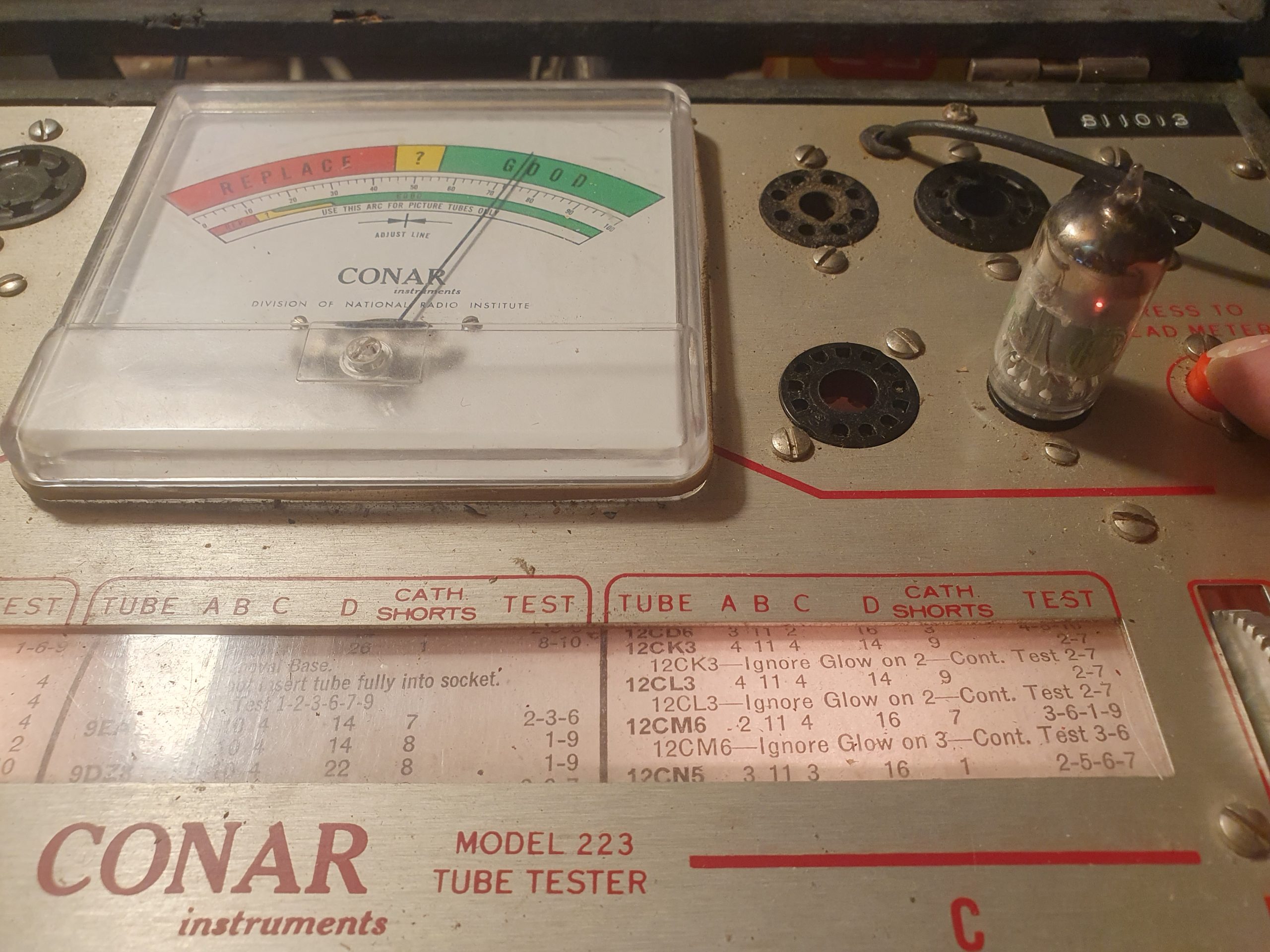 Valvola 9EA8 PCF82 Triode-Pentode Tube ( Fivre )