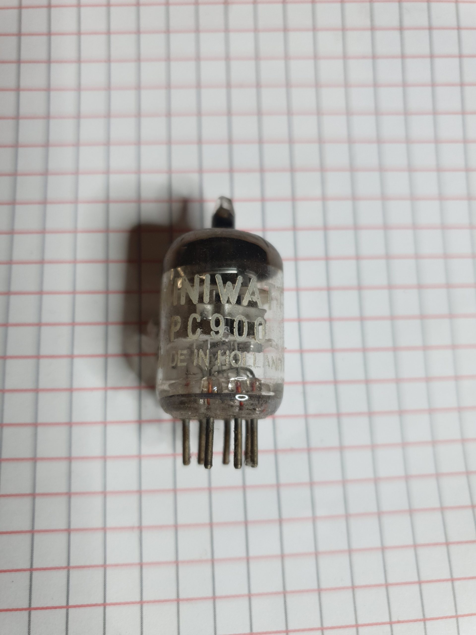 Valvola PC900 Triodo ( Philips )