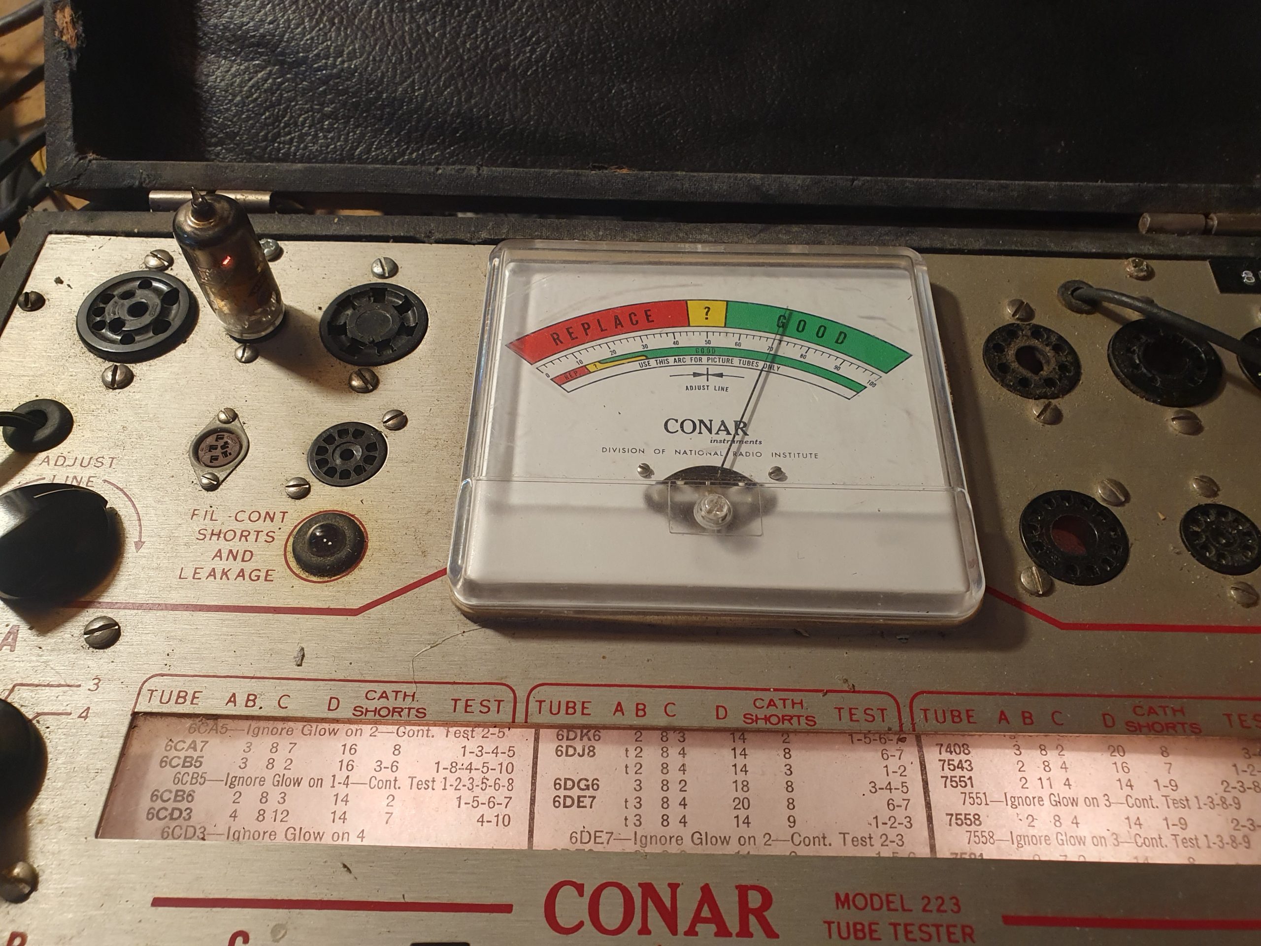 Valvola 6CB6 Pentodo ( Marconi Italiana )