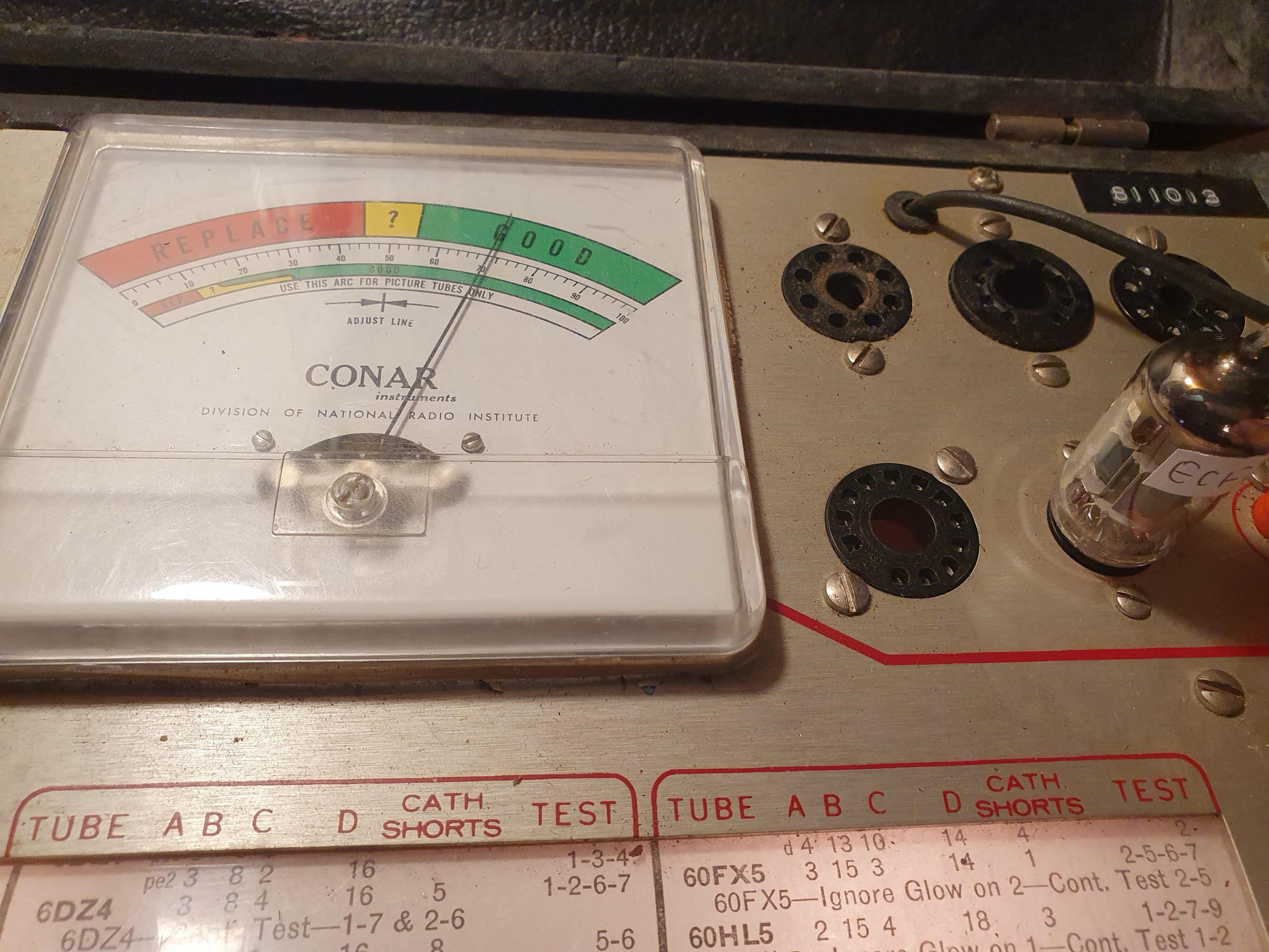 Valvola ECF82 Triode-Pentode Tube ( E.I. )