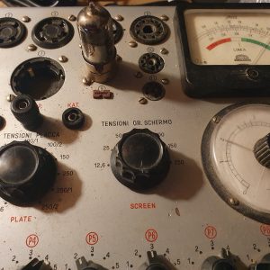 Valvola UAF42  Diode – Pentode Tube ( Philips )