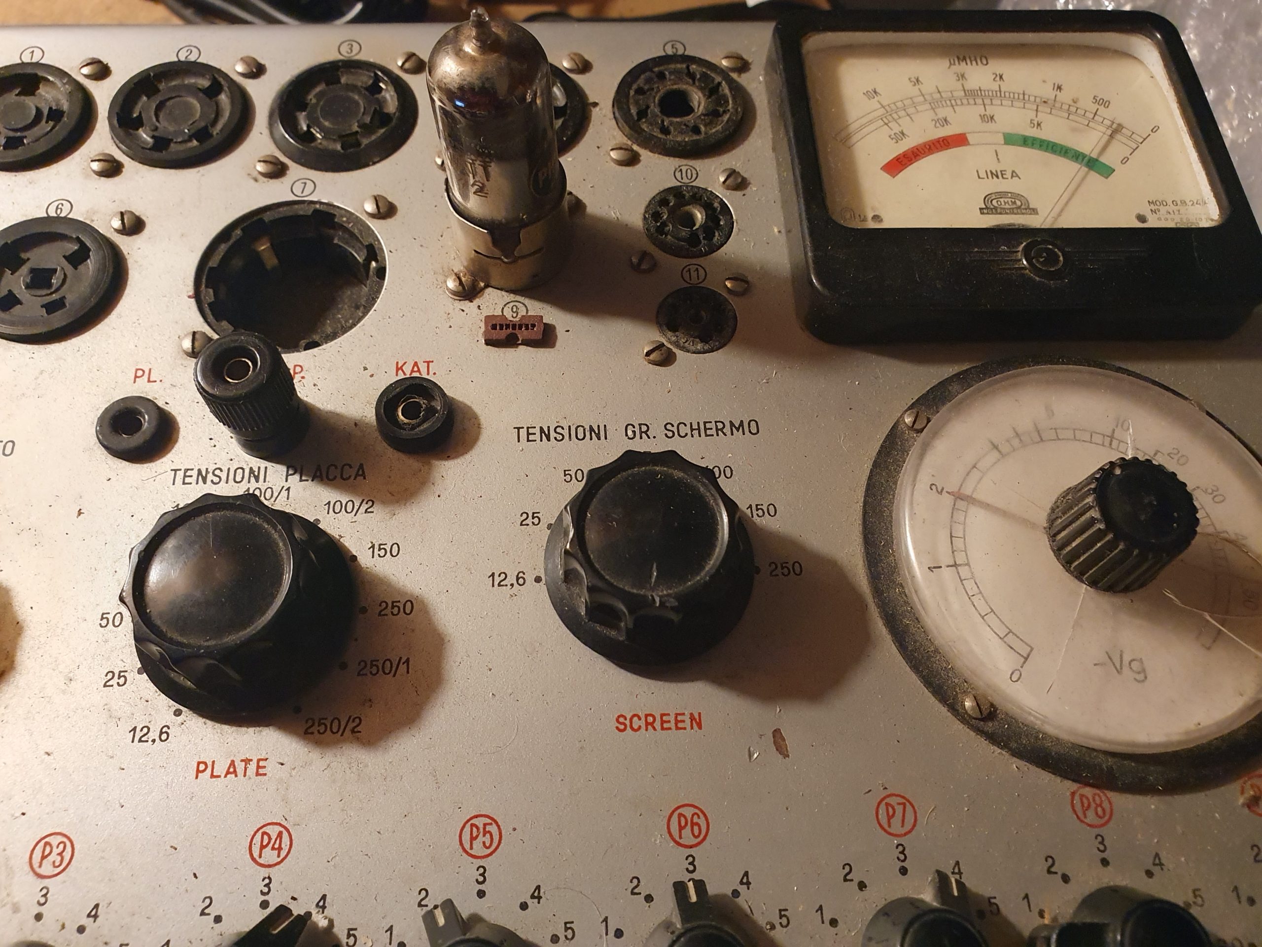 Valvola UAF42 Diode – Pentode Tube ( Philips )