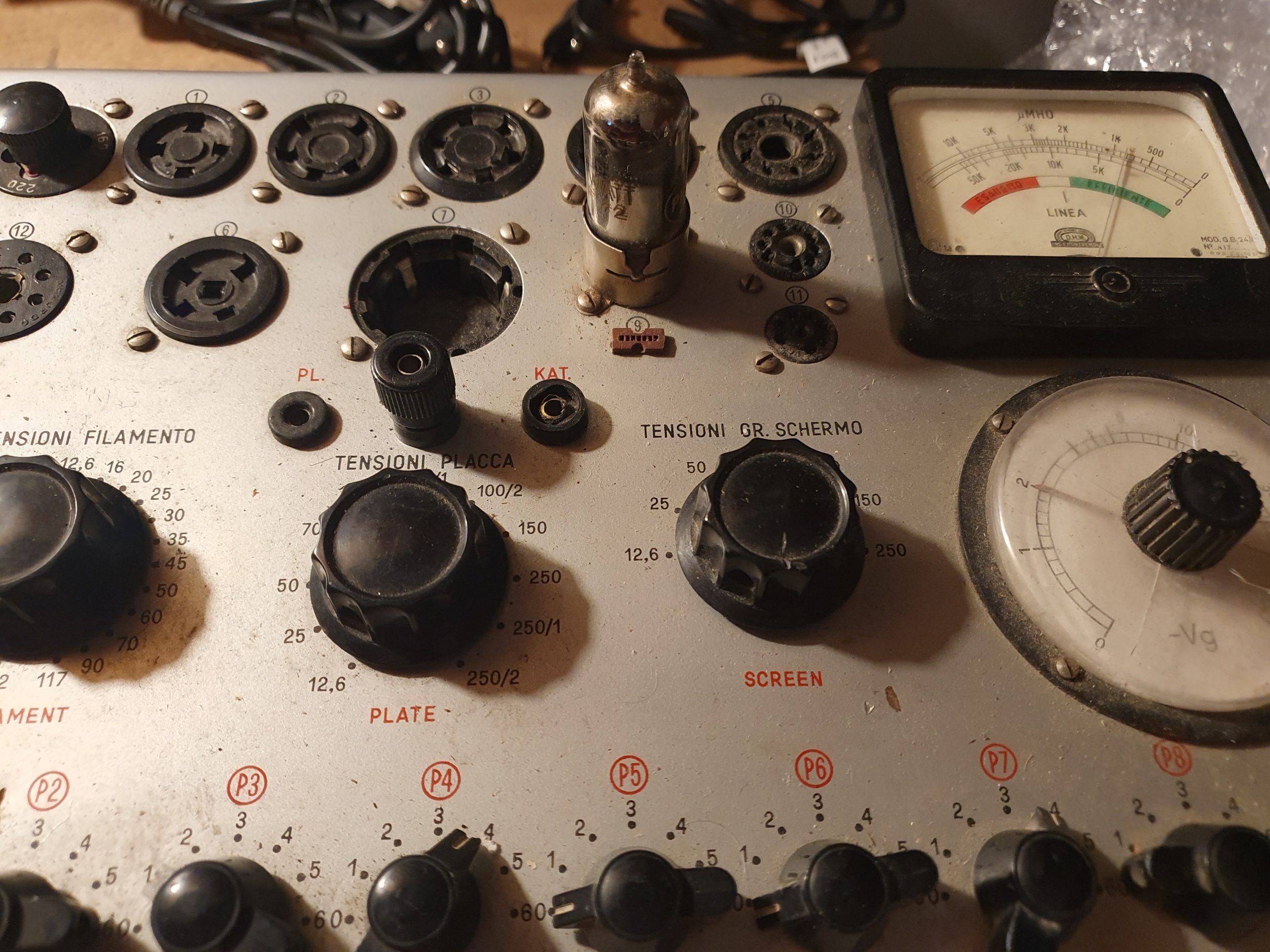 Valvola UAF42 Diode – Pentode Tube ( Philips )