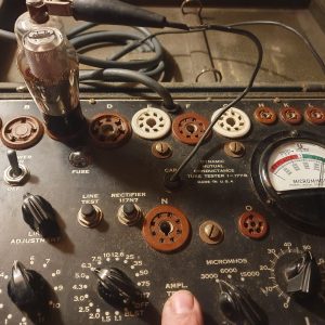 Valvola 77  Pentodo  ( Fivre )