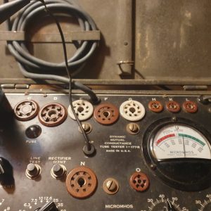 Valvola 551 Tetrodo con Griglia Schermo  Arcturus  ( RCA )