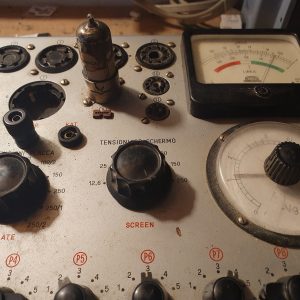 Valvola UAF41  Diode – Pentode Tube ( Philips )