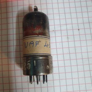 Valvola UAF41  Diode – Pentode Tube ( Philips )
